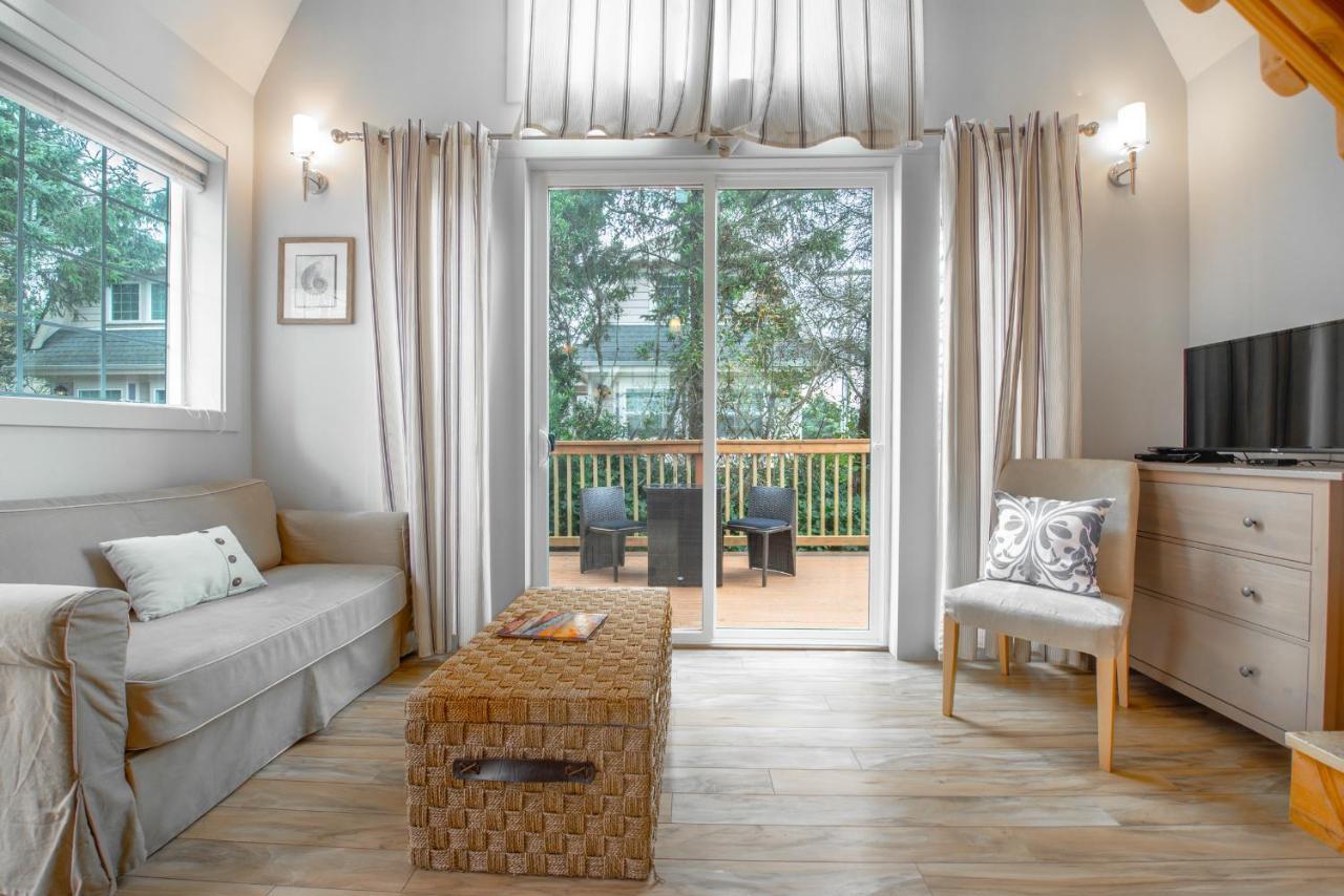 Sea Breeze Cottages Ошен Шорс Екстер'єр фото