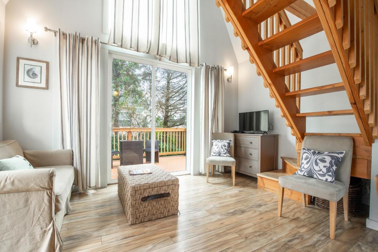 Sea Breeze Cottages Ошен Шорс Екстер'єр фото